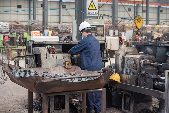 莱西网架锥头车间